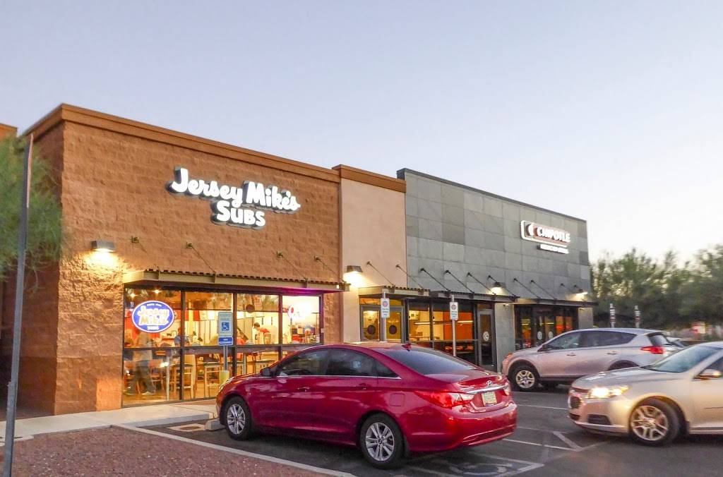 Chipotle Mexican Grill | restaurant | 5940 W, Arizona Pavilions Dr #110, Tucson, AZ 85743, USA | 5207445012 OR +1 520-744-5012