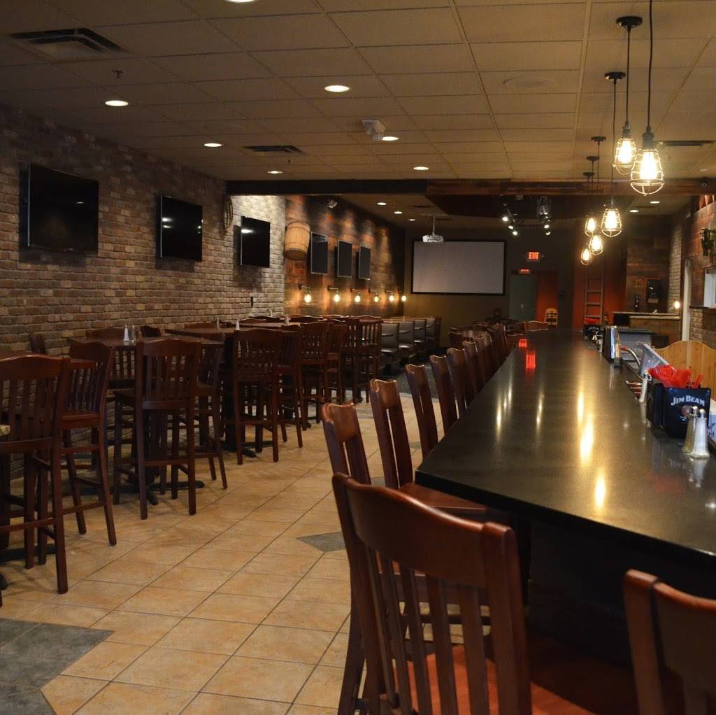 Brick House Bar & Grill | restaurant | 11961 Lebanon Rd, Sharonville, OH 45241, USA | 5134295934 OR +1 513-429-5934