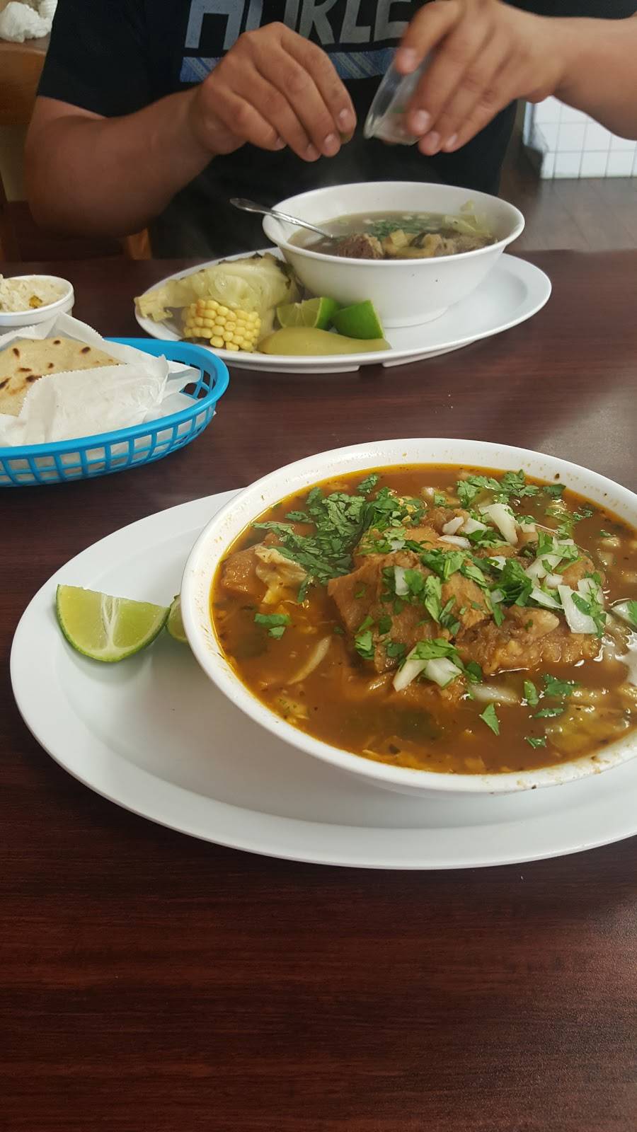 Costa Del Sol | restaurant | 12817 Prairie Ave, Hawthorne, CA 90250, USA | 3102192037 OR +1 310-219-2037