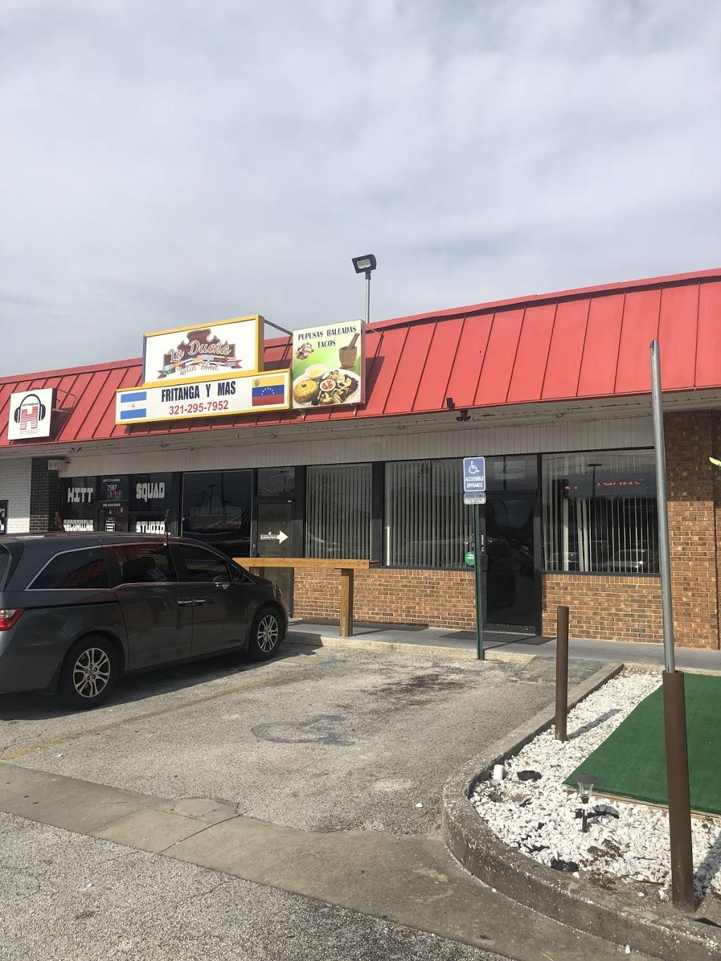 La Dueña Latín Food | restaurant | 7591 University Blvd, Winter Park, FL 32792, USA | 3212957952 OR +1 321-295-7952