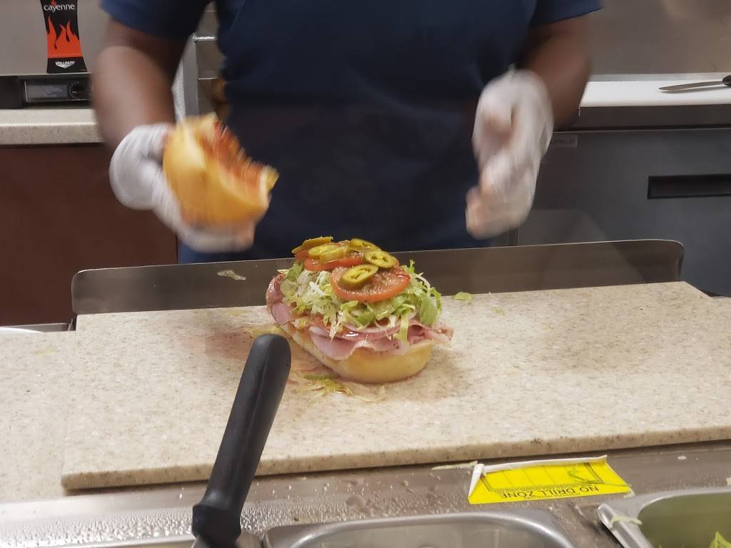 Jersey Mikes Subs | meal takeaway | 7670 Katy Fwy, Houston, TX 77024, USA | 8328316005 OR +1 832-831-6005