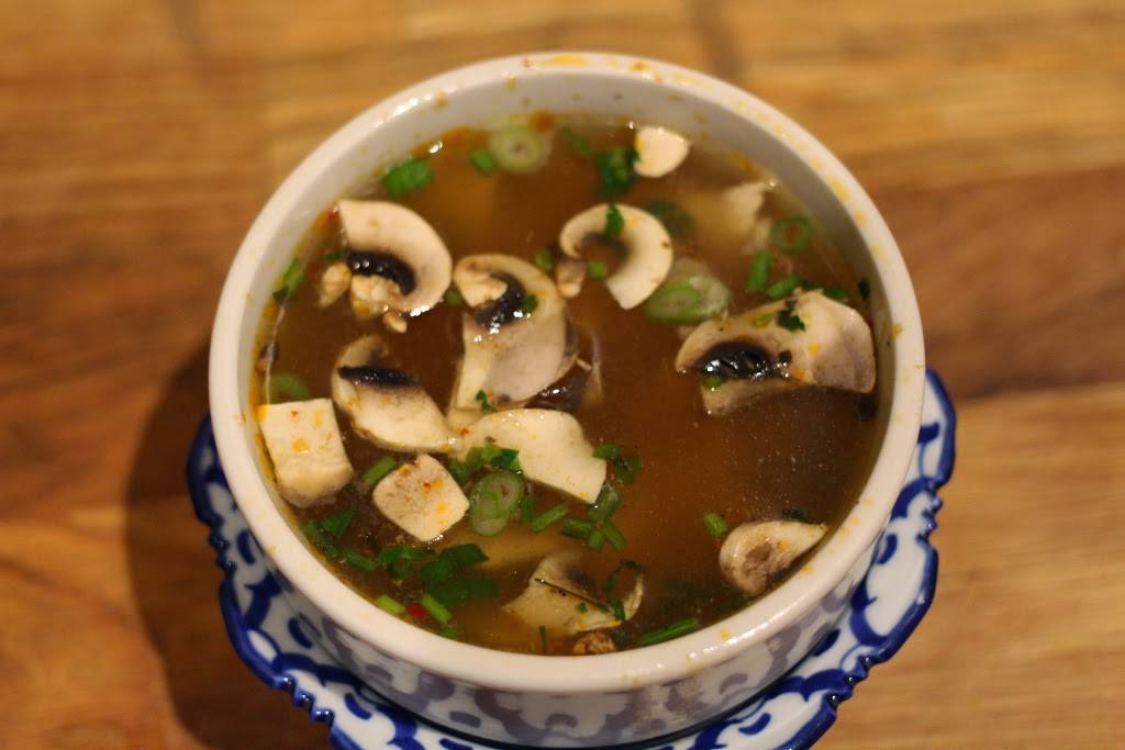 Sabai Thai Cuisine | restaurant | 4055 Carling Ave, Kanata, ON K2K 2A4, Canada | 6132718885 OR +1 613-271-8885