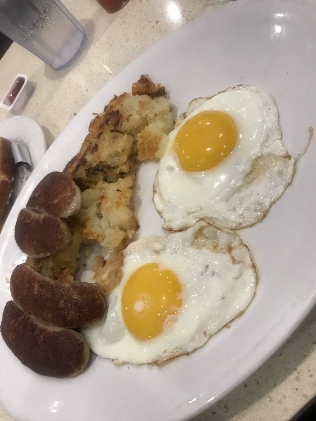 Lynbrook Eats | restaurant | 245 Merrick Rd, Lynbrook, NY 11563, USA | 5168874932 OR +1 516-887-4932