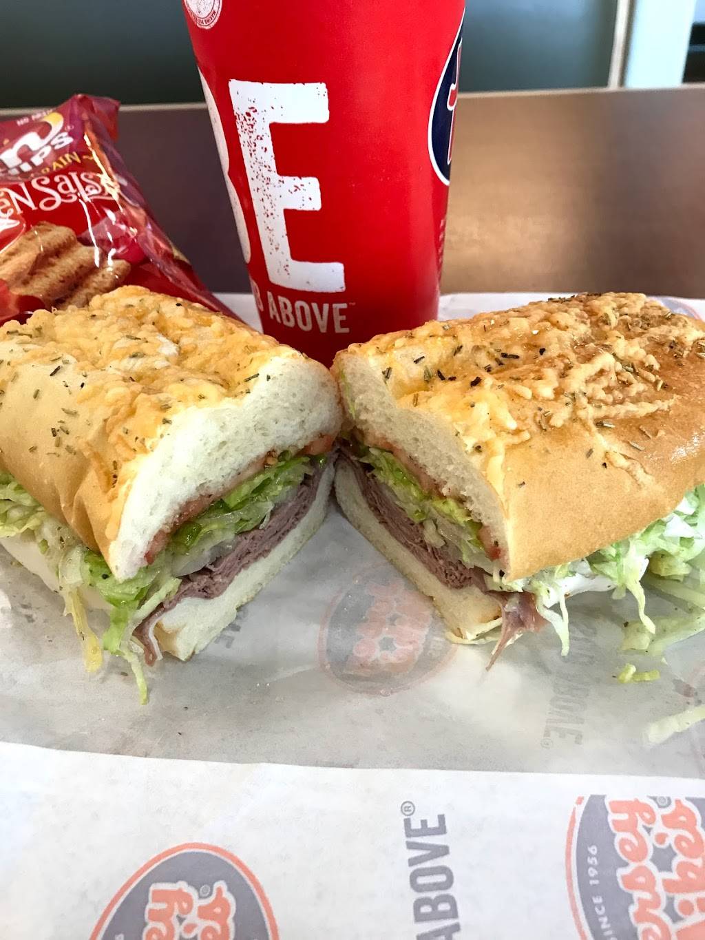 Jersey Mikes Subs | restaurant | 1887 E Williams Field Rd #106, Gilbert, AZ 85295, USA | 4808210584 OR +1 480-821-0584