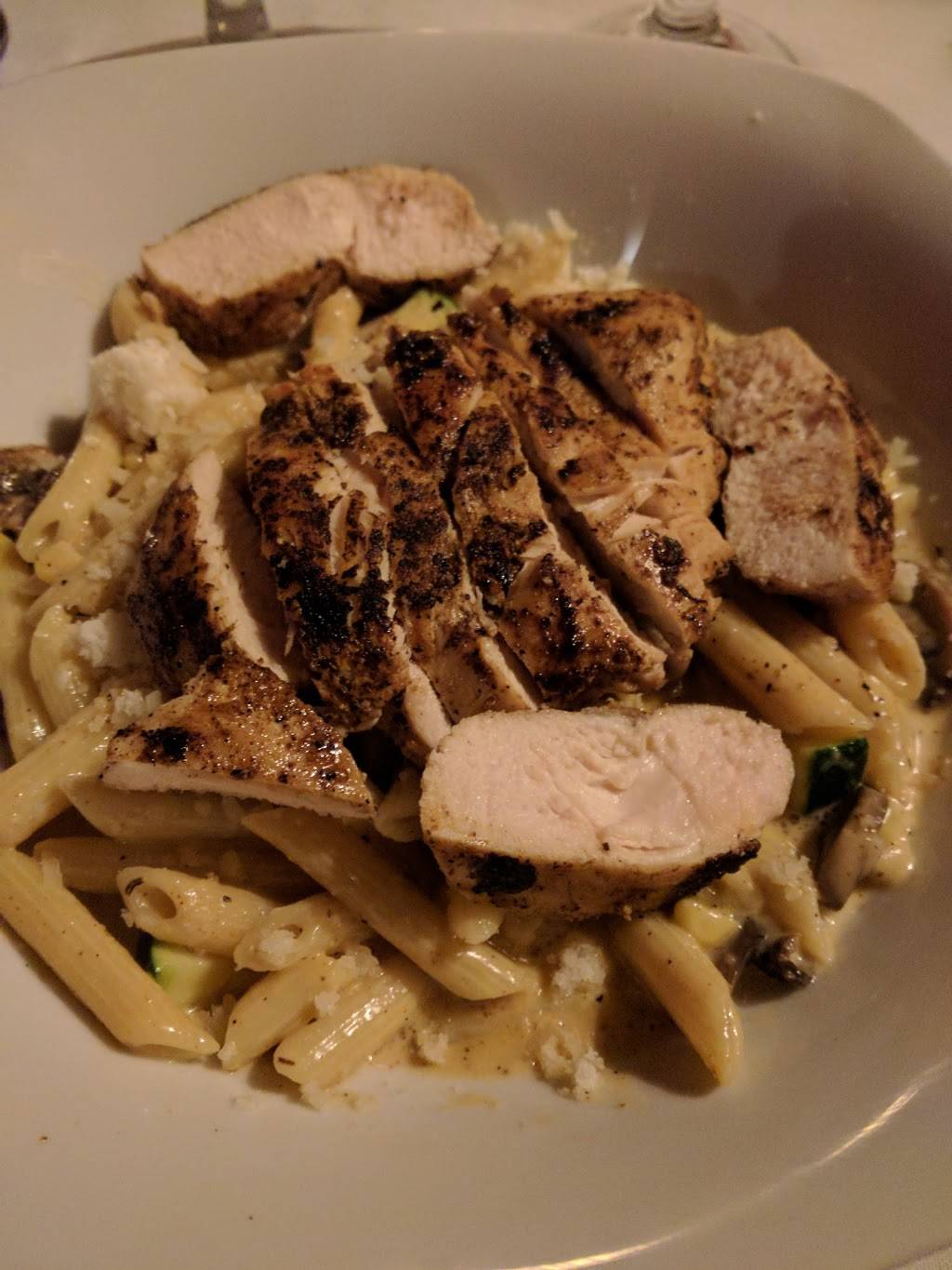 Black Creek Bistro | restaurant | 110 W Pinewood Ave, Hartsville, SC 29550, USA | 8433323898 OR +1 843-332-3898