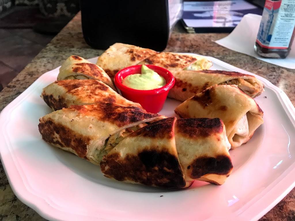 Zarzour Restaurant | restaurant | 293 El Cajon Blvd, El Cajon, CA 92020, USA | 6197496862 OR +1 619-749-6862