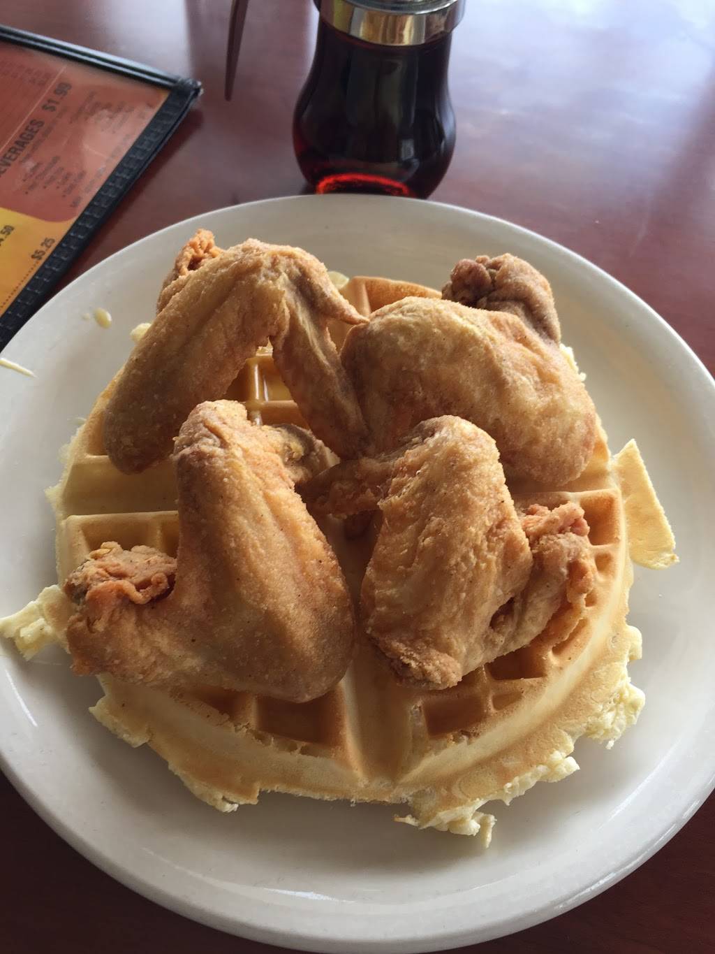 Eddys Chicken And Waffles | restaurant | 1808 E Livingston Ave, Columbus, OH 43205, USA | 6147254507 OR +1 614-725-4507