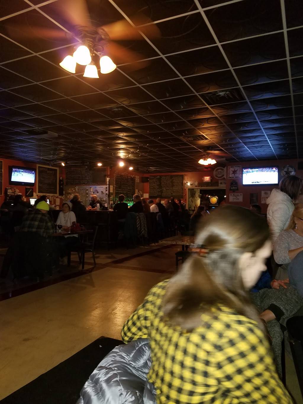 Radicle Effect Brewerks | restaurant | 1340 31st St, Rock Island, IL 61201, USA | 3092837605 OR +1 309-283-7605