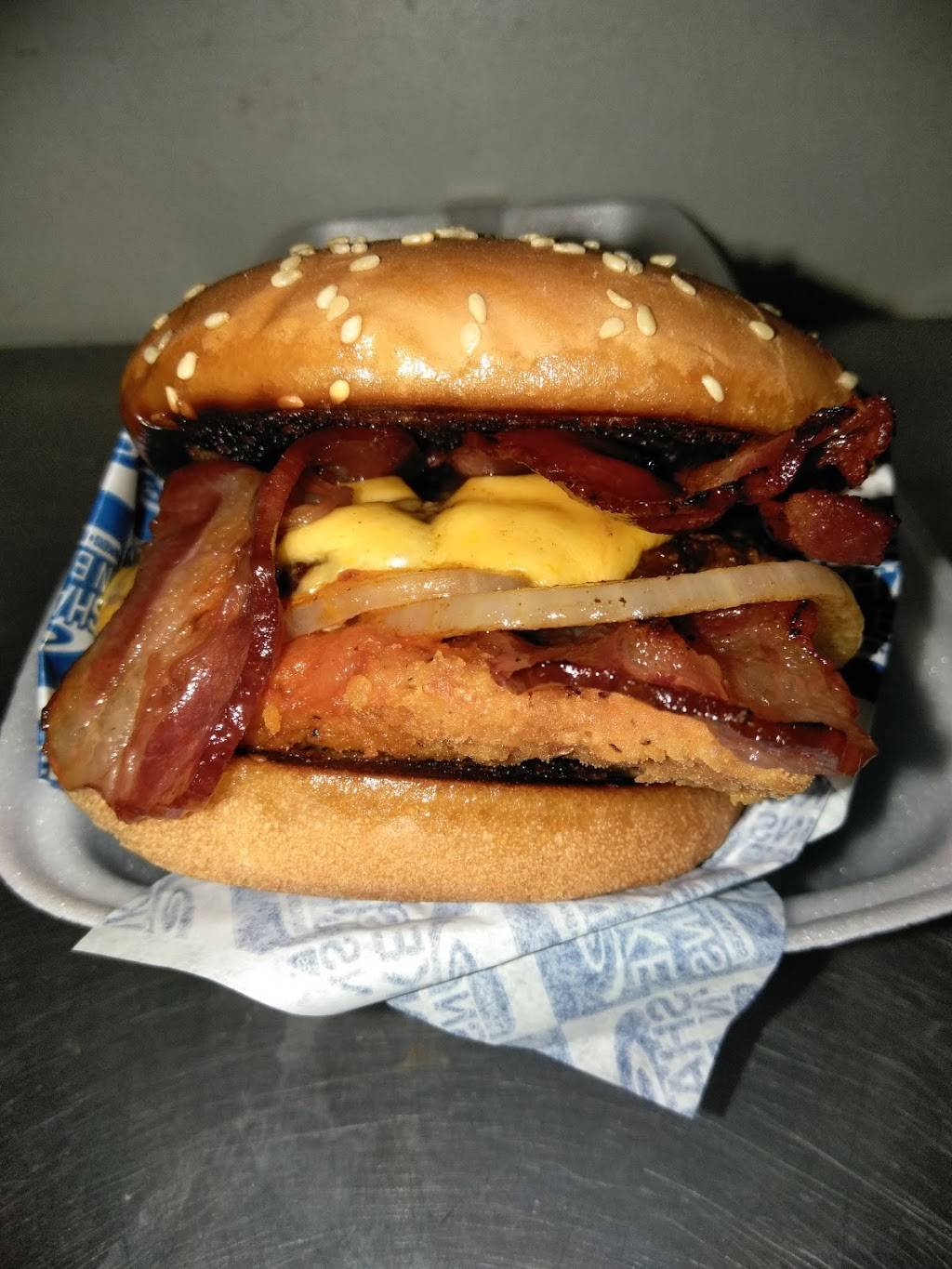 Shake N Buns | restaurant | 2517 White Ln, Bakersfield, CA 93304, USA | 6618351717 OR +1 661-835-1717