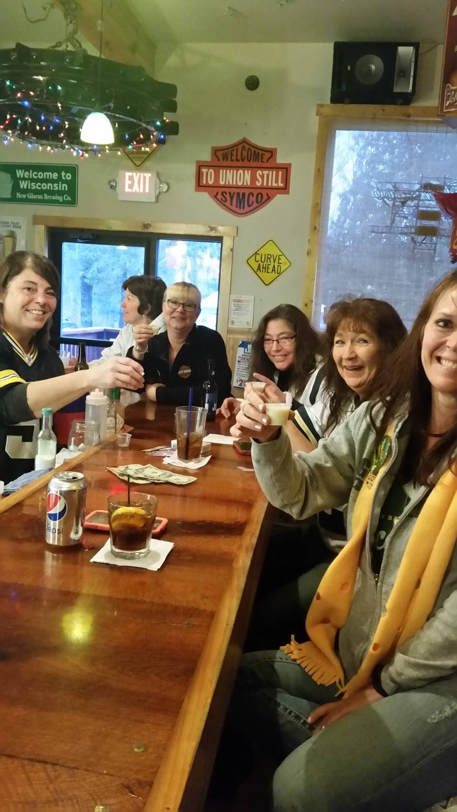 Union Still & Grill | restaurant | 6426 Symco Rd, Manawa, WI 54949, USA | 9205963424 OR +1 920-596-3424