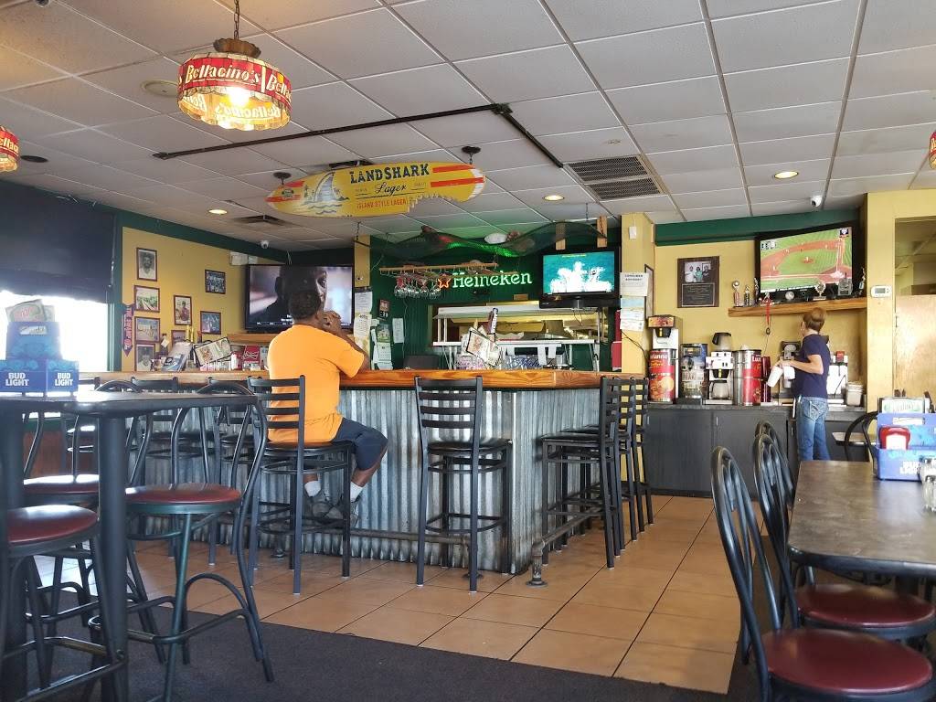 Floridinos Italian Kitchen | restaurant | 1919 8th St NW, Winter Haven, FL 33881, USA | 8632930077 OR +1 863-293-0077