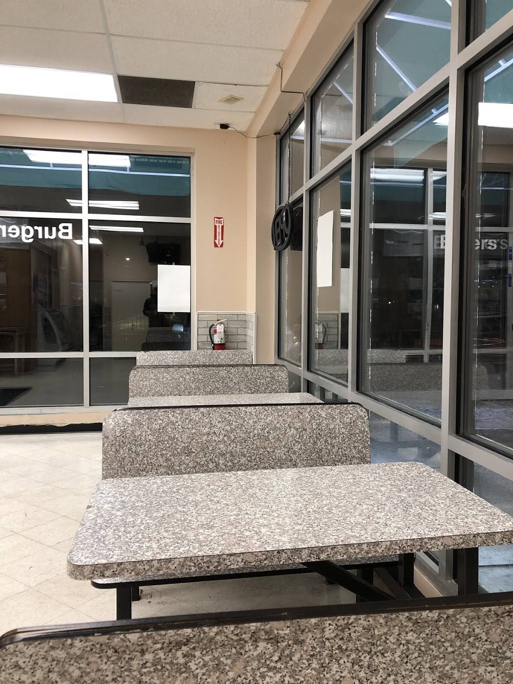 Chicago Munchies Fried & Grilled | restaurant | 790 N Westnedge Ave, Kalamazoo, MI 49007, USA | 2698882266 OR +1 269-888-2266