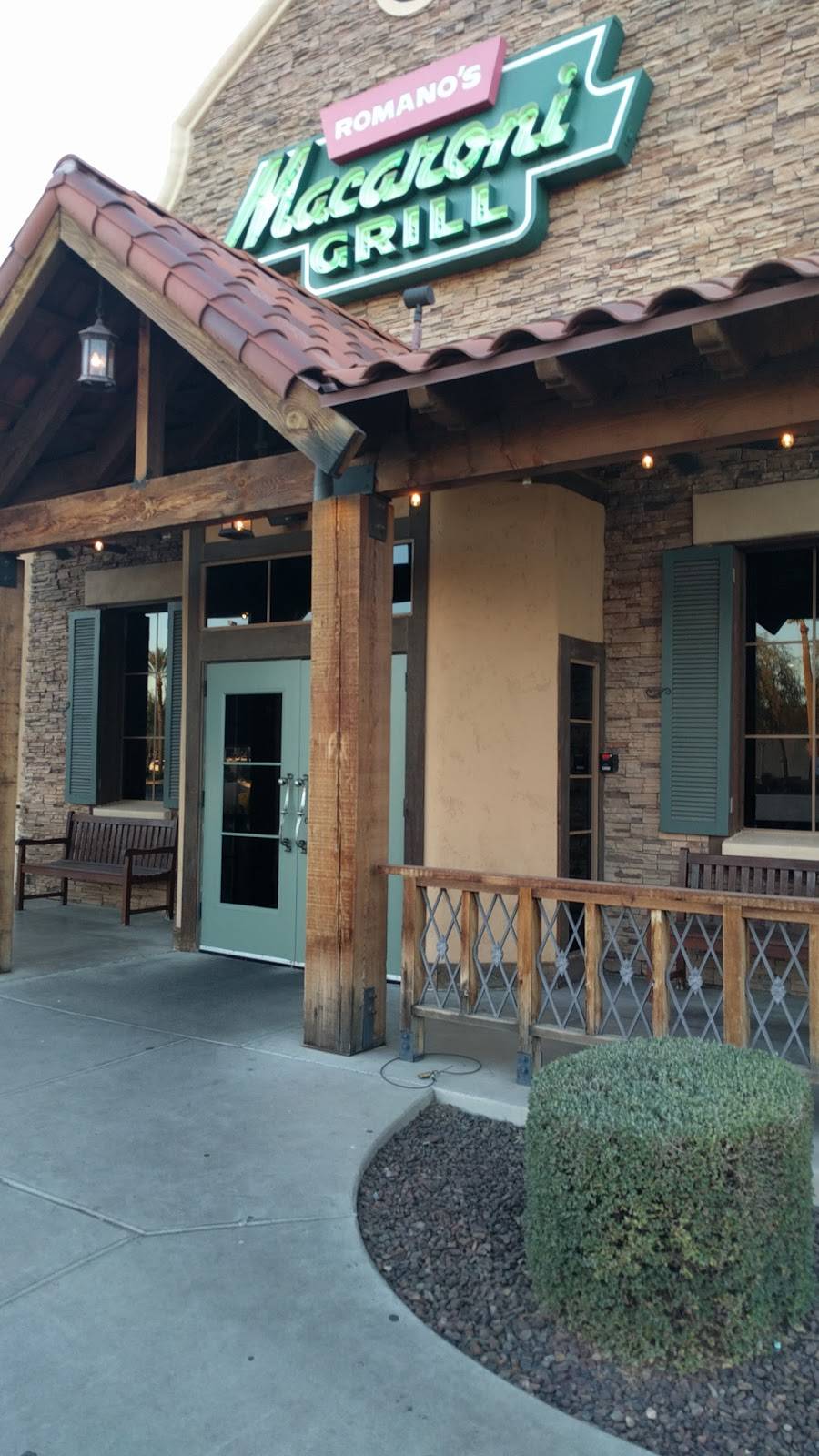 Romanos Macaroni Grill | meal takeaway | 1828 Litchfield Rd, Goodyear, AZ 85395, USA | 6235470299 OR +1 623-547-0299