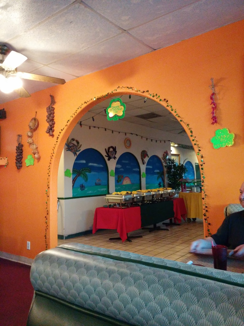 La Conquista | restaurant | 8600 N Loop Blvd Suite A, California City, CA 93505, USA | 7603732183 OR +1 760-373-2183