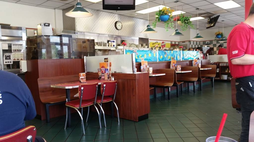 Huddle House | restaurant | 1018 Bellefonte Rd, Flatwoods, KY 41139, USA | 6068360135 OR +1 606-836-0135