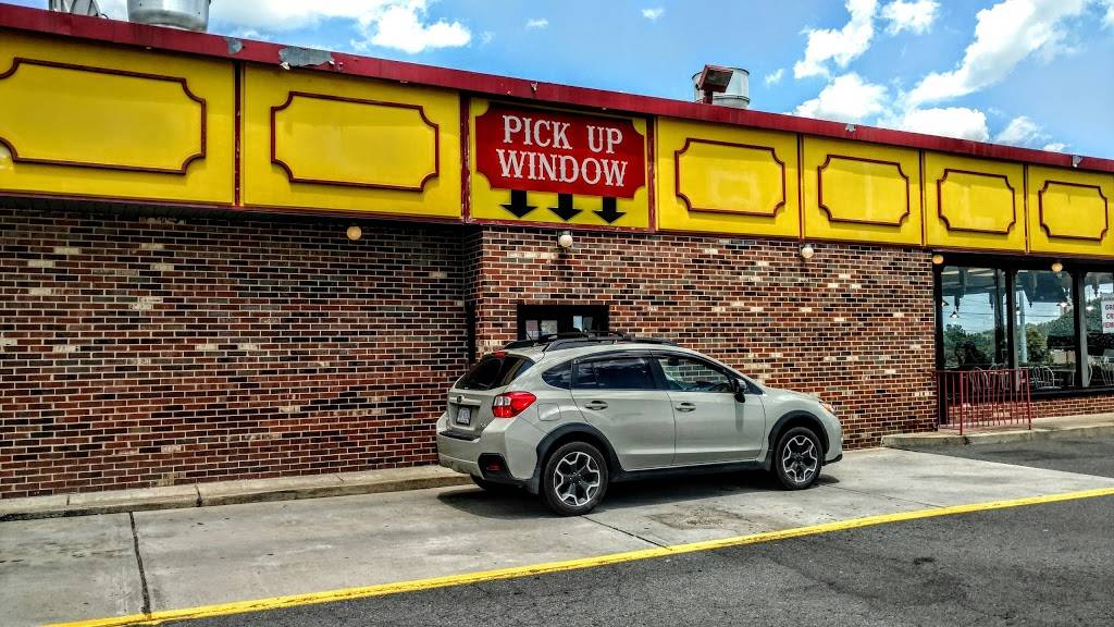 Wendys | restaurant | 8010 Sudley Rd, Manassas, VA 20109, USA | 7033692288 OR +1 703-369-2288