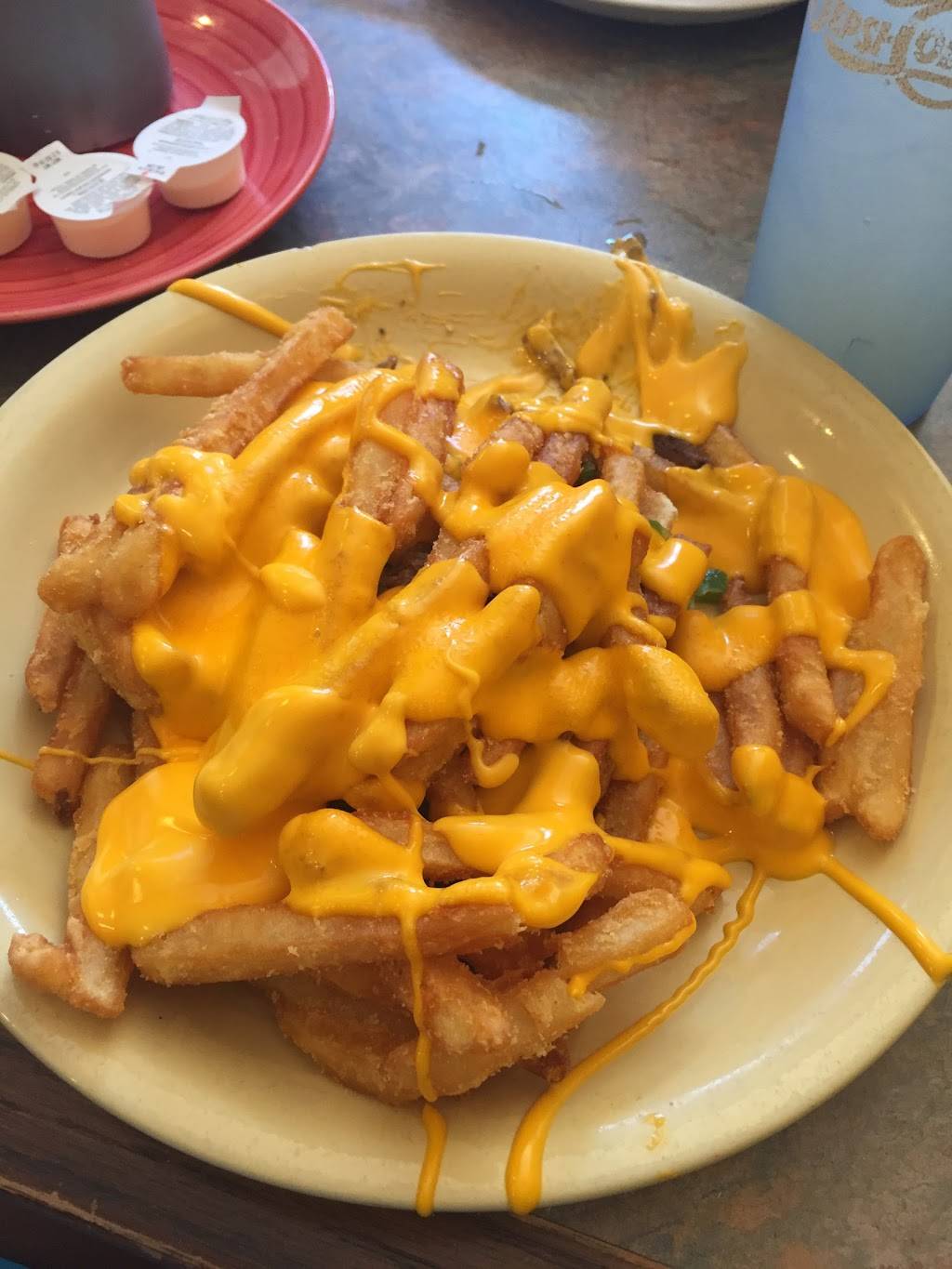 Sgt. Peppers Cafe | cafe | 218 N Main St, Edwardsville, IL 62025, USA | 6186921345 OR +1 618-692-1345