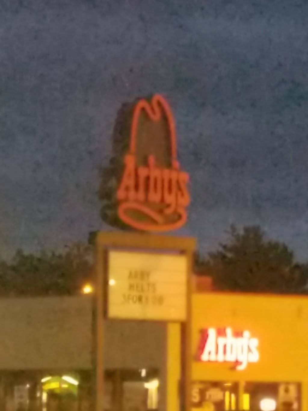 Subway | meal takeaway | 4270 Main St, Springfield, OR 97478, USA | 5417363941 OR +1 541-736-3941