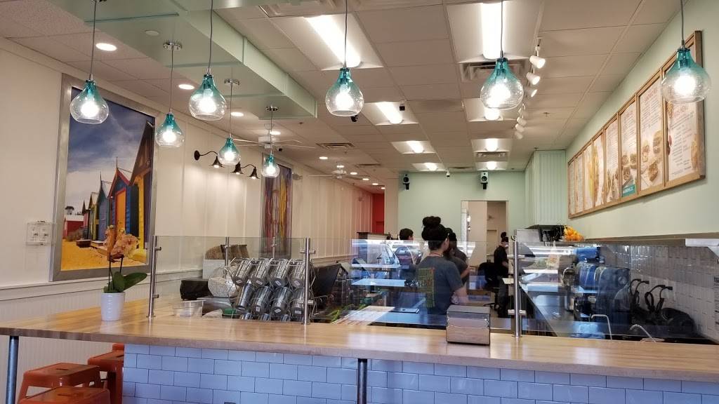 Tropical Smoothie Cafe | restaurant | 3991 Pickett Road, Fairfax, VA 22031, USA | 7032723535 OR +1 703-272-3535