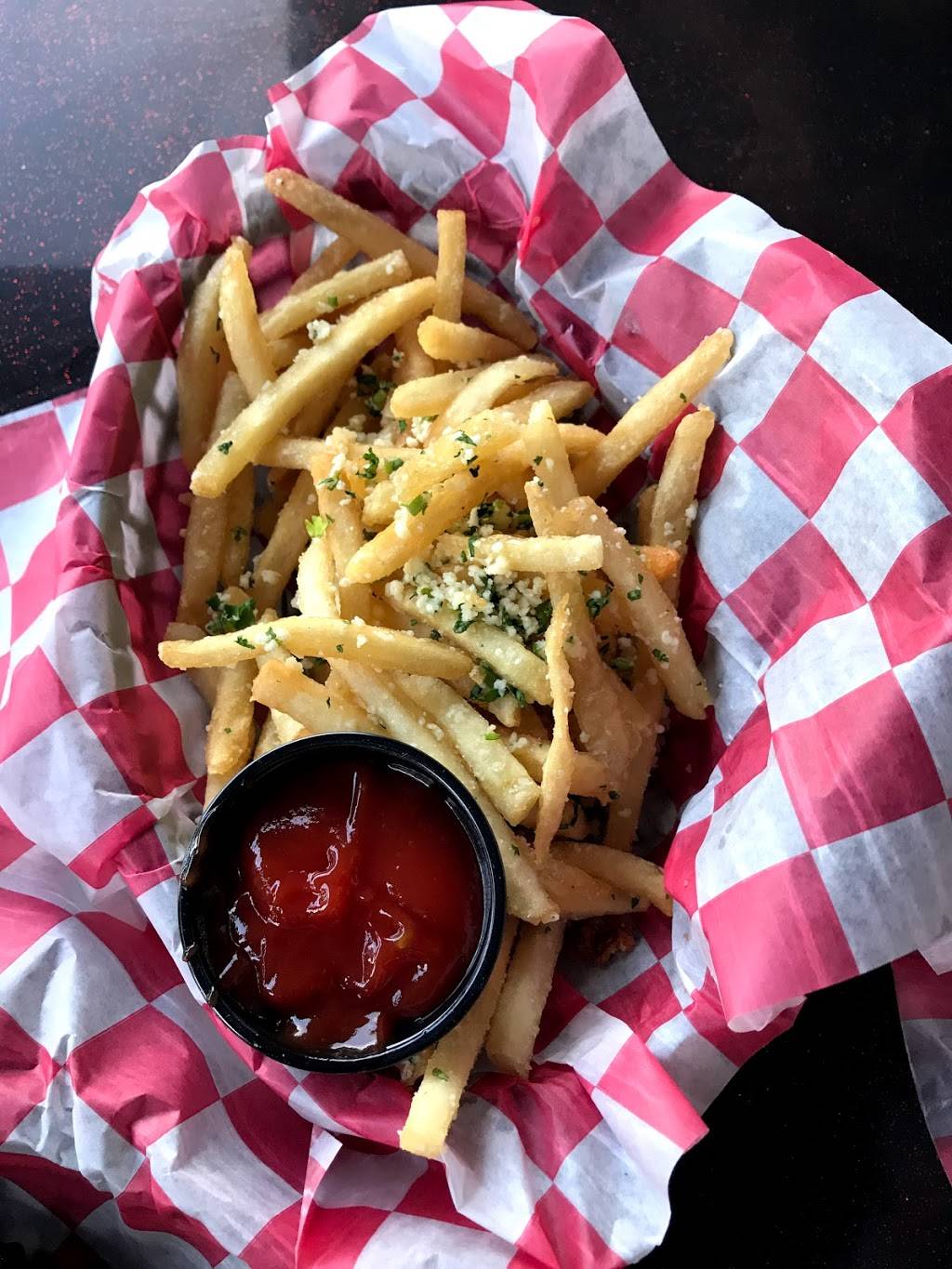 Wild N Out Bar | restaurant | 1144 Ocean Dr, Miami Beach, FL 33139, USA | 3055353500 OR +1 305-535-3500