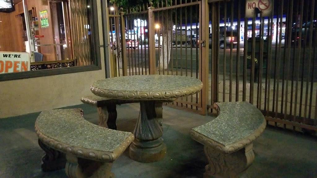 Phillips Bar-B-Que | restaurant | 2619 Crenshaw Blvd, Los Angeles, CA 90016, USA | 3237314772 OR +1 323-731-4772