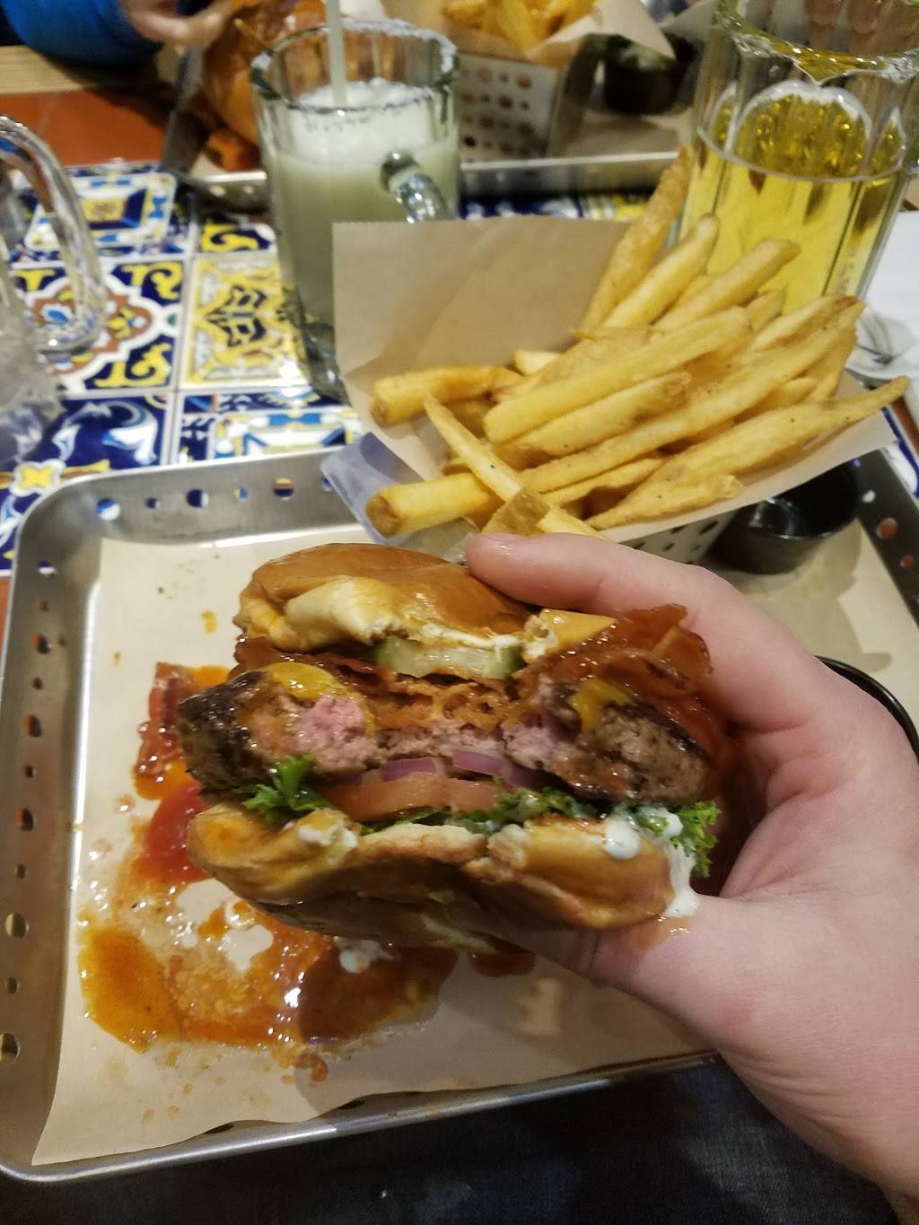 Chilis Grill & Bar | restaurant | 355 W Cary St, Richmond, VA 23284, USA | 8048282445 OR +1 804-828-2445