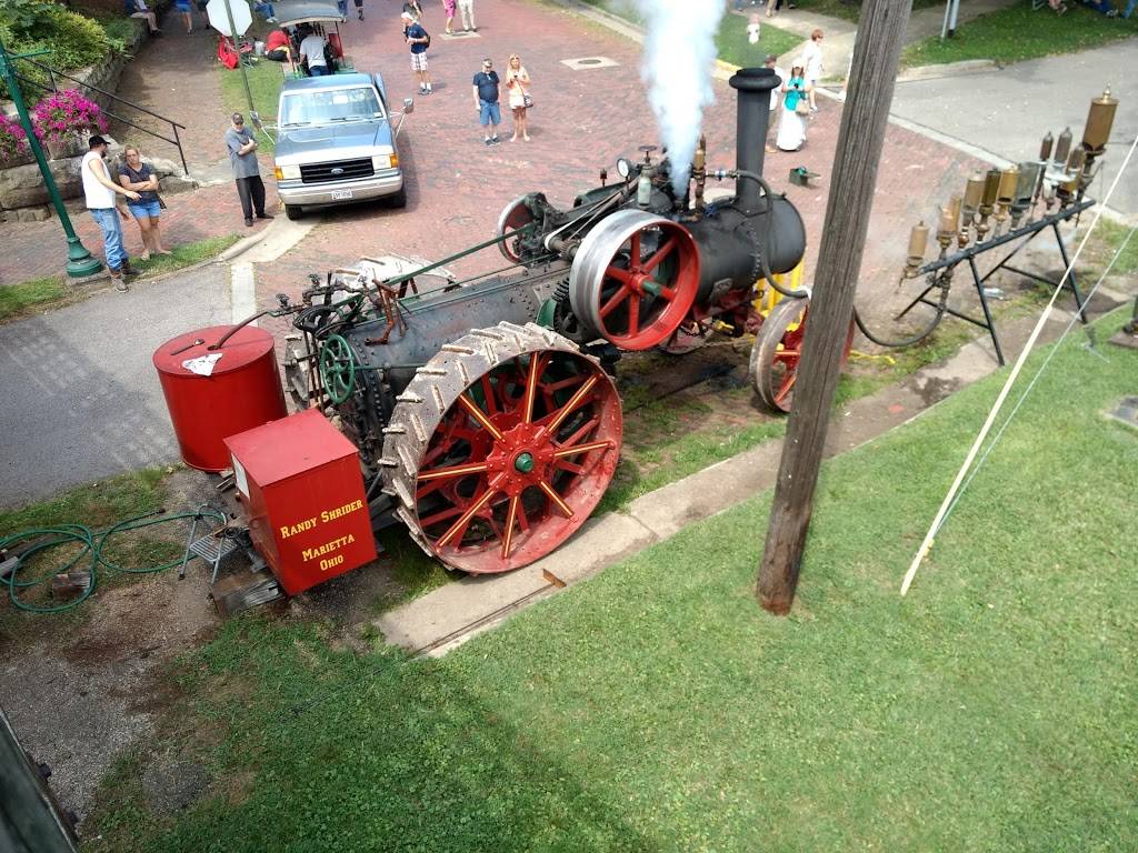 Busy Bee | restaurant | 226 Gilman Ave, Marietta, OH 45750, USA | 7403733755 OR +1 740-373-3755