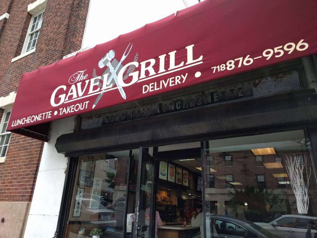 The Gavel Grill | restaurant | 9 Hyatt St, Staten Island, NY 10301, USA | 7188769596 OR +1 718-876-9596