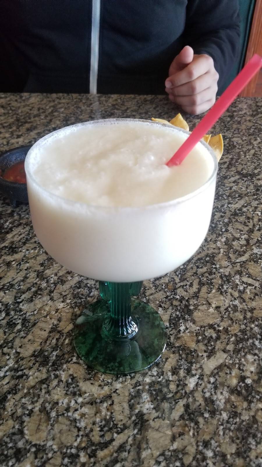 La Plazuela | restaurant | 2022 23rd St, San Pablo, CA 94806, USA | 5102327688 OR +1 510-232-7688