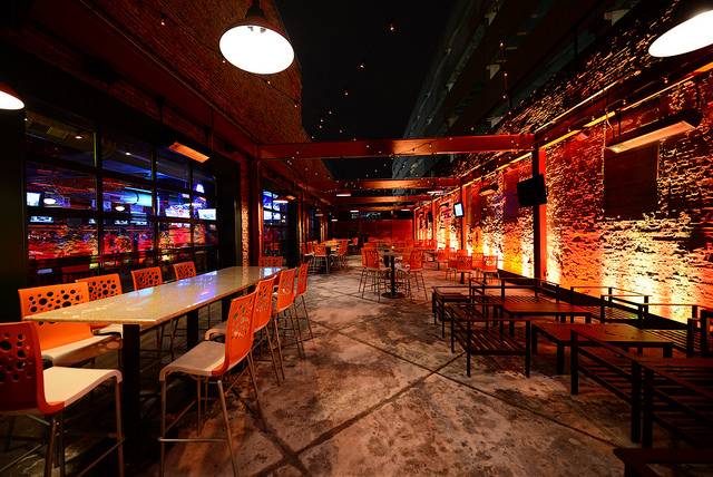 Brothers Bar & Grill | restaurant | 255 S Meridian St, Indianapolis, IN 46225, USA | 3176242767 OR +1 317-624-2767