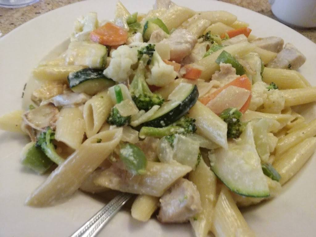 Island Lake Diner | restaurant | 625 Portion Rd, Ronkonkoma, NY 11779, USA | 6316765500 OR +1 631-676-5500