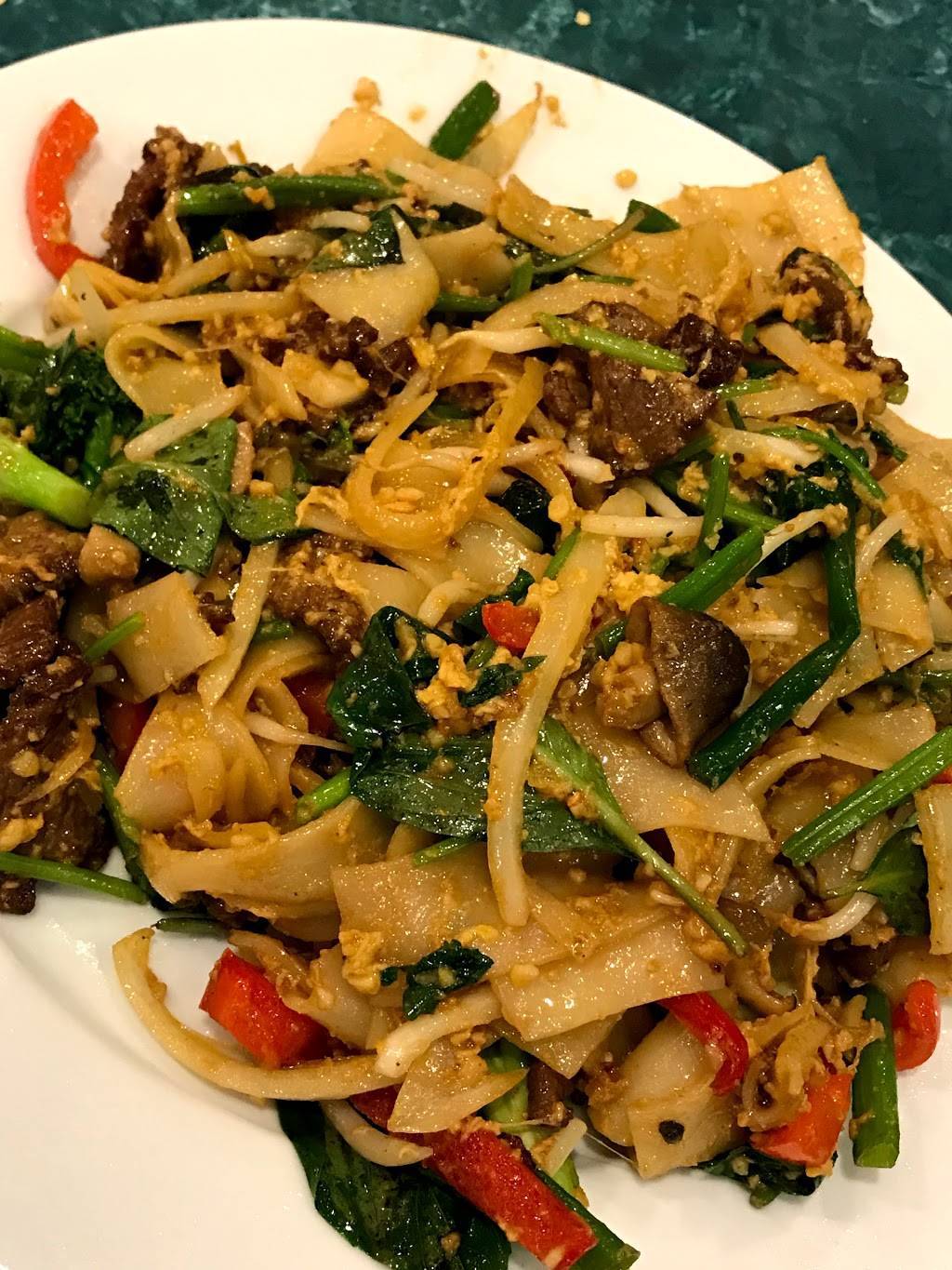 Pho Que Huong | restaurant | 2713 W 15th St, Plano, TX 75075, USA | 9725199198 OR +1 972-519-9198