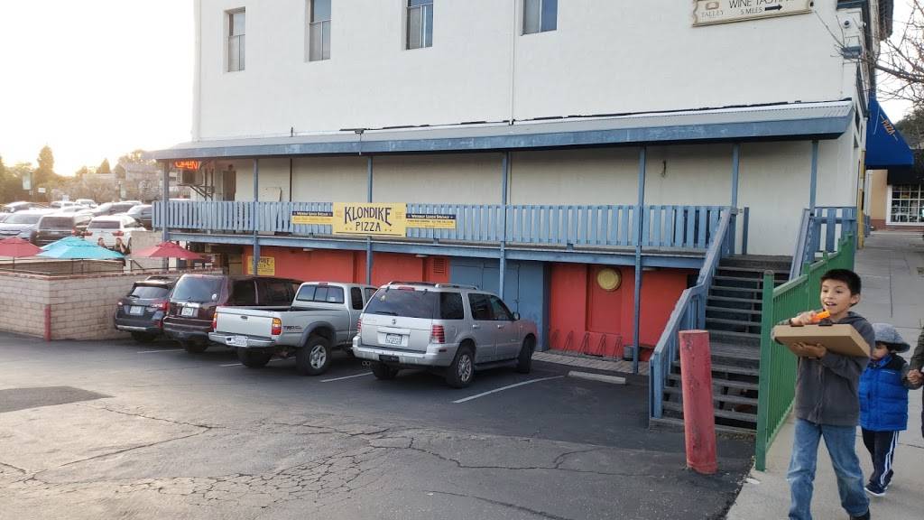Klondike Pizza | restaurant | 104 Bridge St, Arroyo Grande, CA 93420, USA | 8054815288 OR +1 805-481-5288