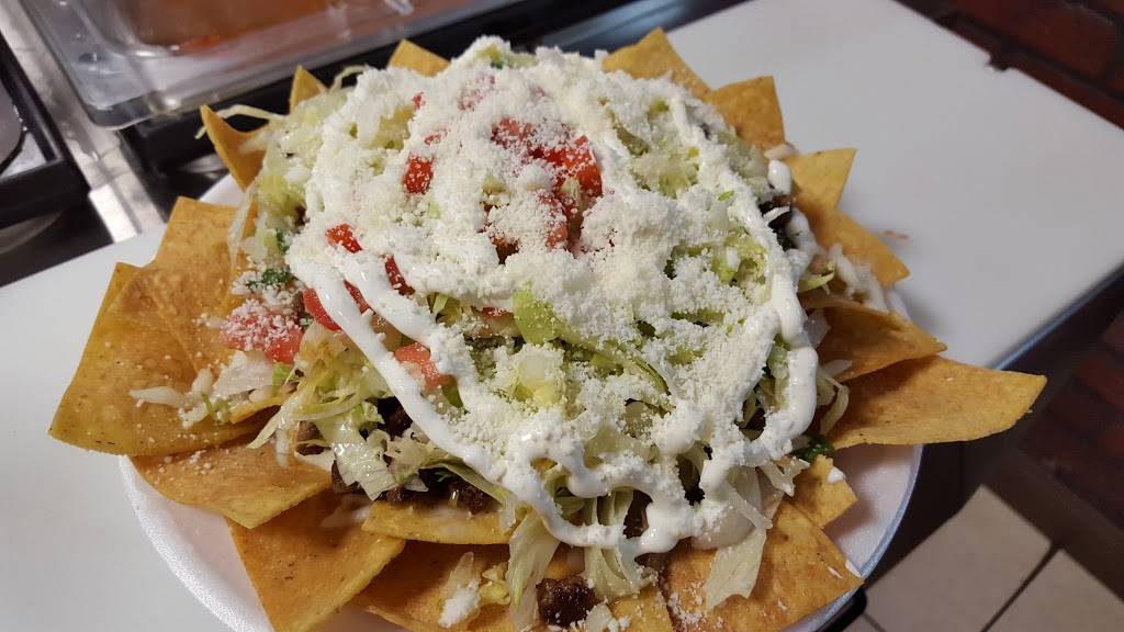 Espinal Restaurante | restaurant | 564 Plainfield St, Providence, RI 02909, USA | 4015216670 OR +1 401-521-6670