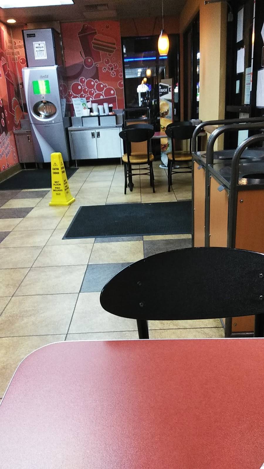 Jack in the Box | restaurant | 2458 S Vineyard Ave, Ontario, CA 91761, USA | 9099235743 OR +1 909-923-5743