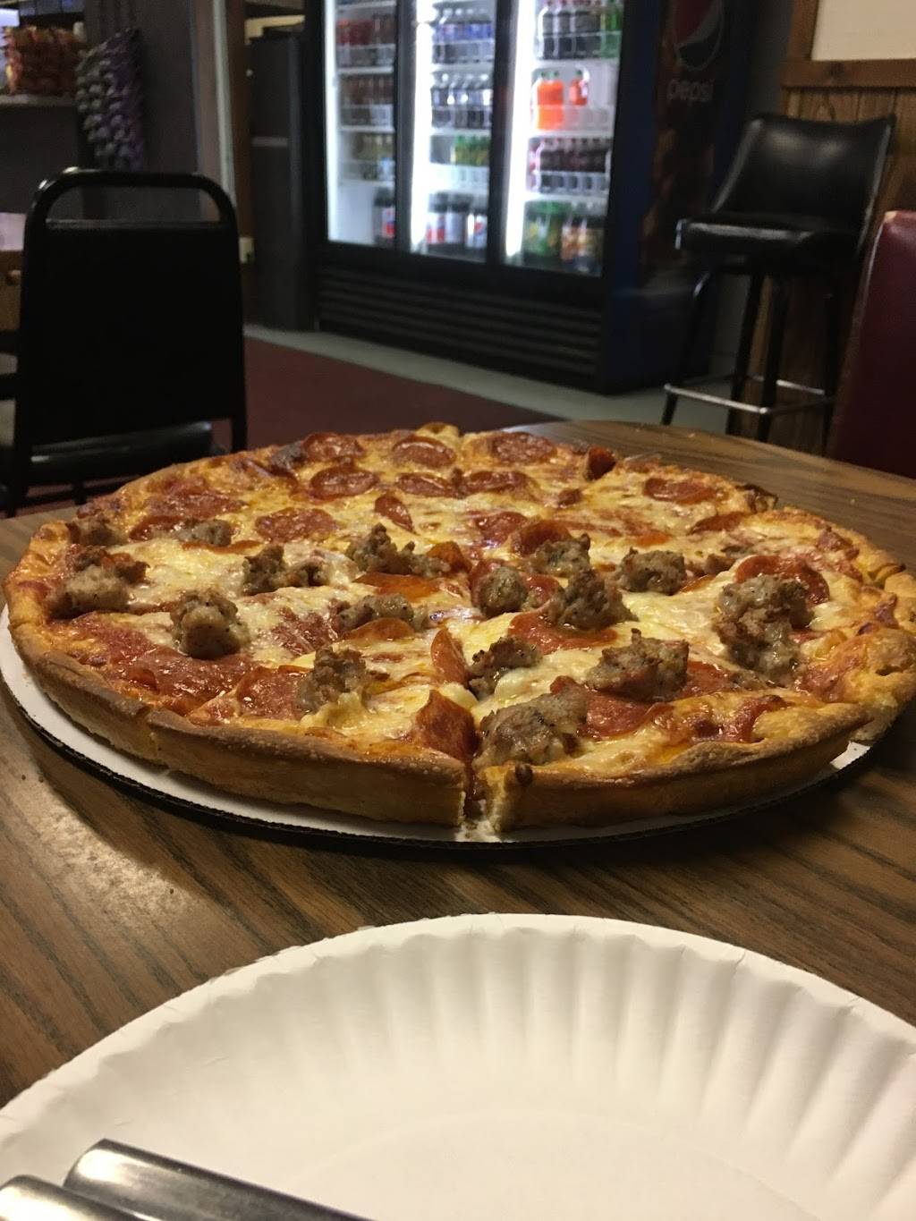 East Side Pizza Palace | restaurant | 827 E Center St, Wallingford, CT 06492, USA | 2032654545 OR +1 203-265-4545