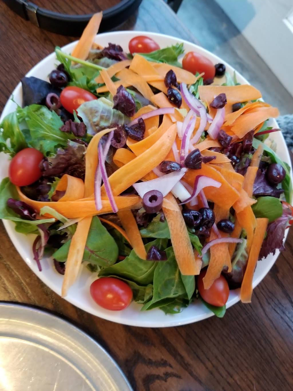 Sofias Pizza | restaurant | 2201 Angier Ave, Durham, NC 27703, USA | 9842193656 OR +1 984-219-3656