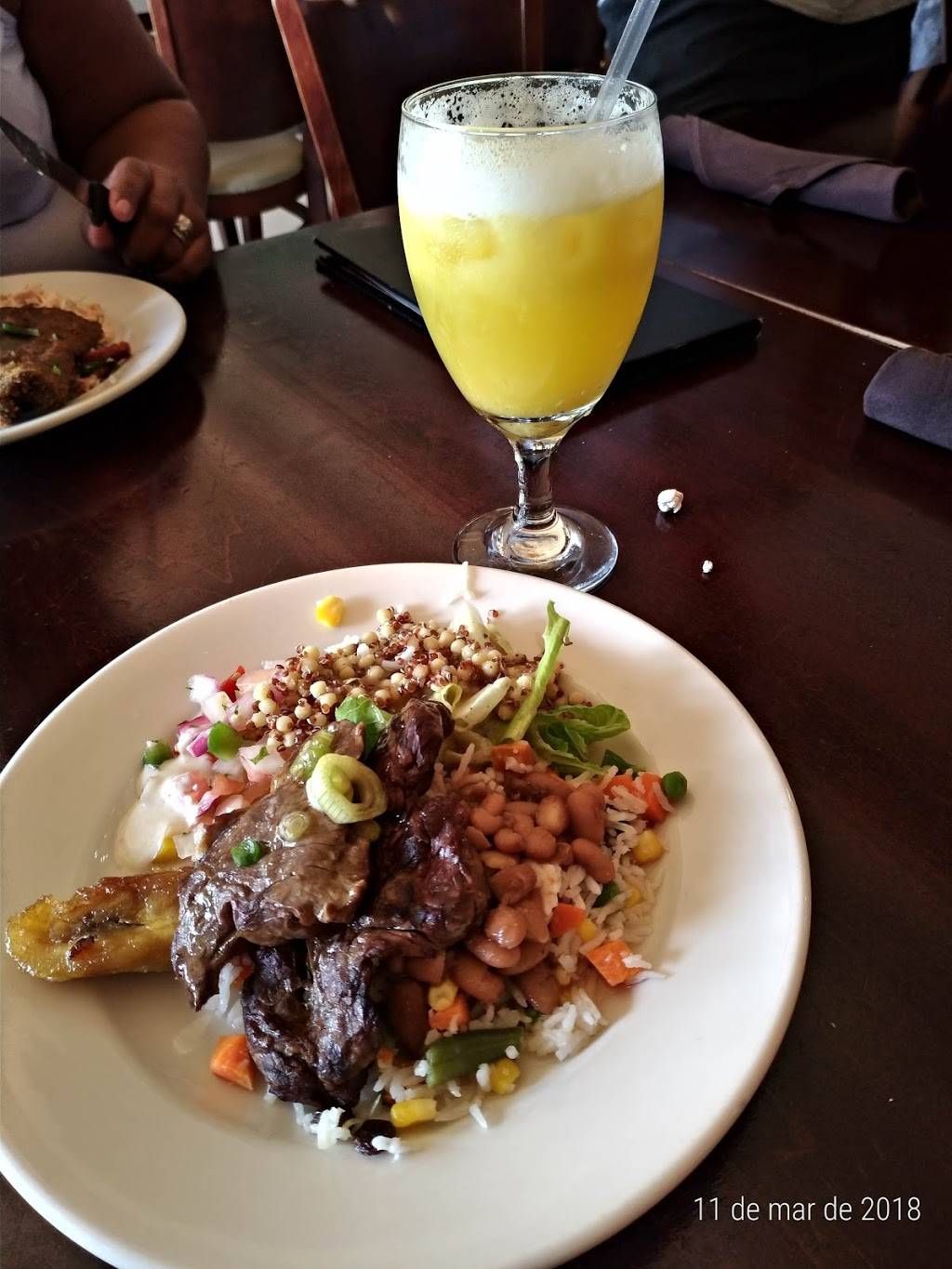 Gilsons Brazilian Restaurant | restaurant | 5250 International Dr, Orlando, FL 32819, USA | 4077873494 OR +1 407-787-3494