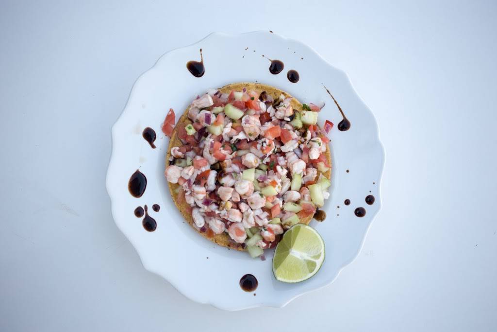 Mariscos El Sinaloco | restaurant | 3904 W Buckeye Rd, Phoenix, AZ 85009, USA | 6232218804 OR +1 623-221-8804