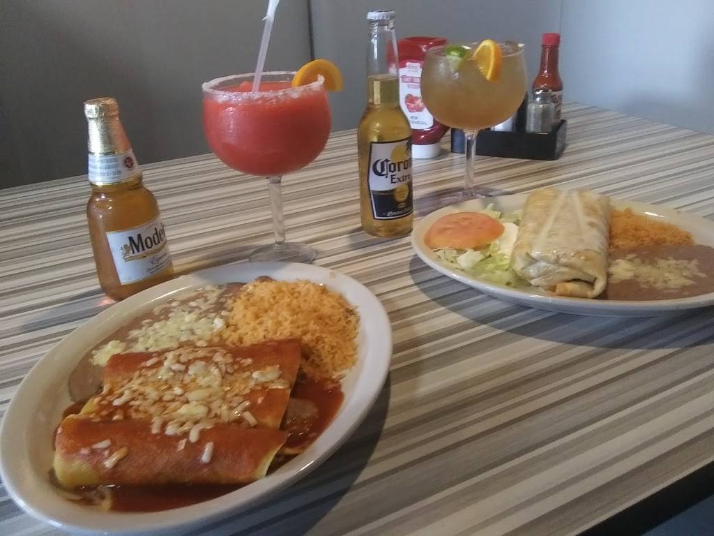 Red Cactus Mexican Restaurant & Bar | restaurant | 8142 E Southport Rd, Indianapolis, IN 46239, USA | 3175277085 OR +1 317-527-7085