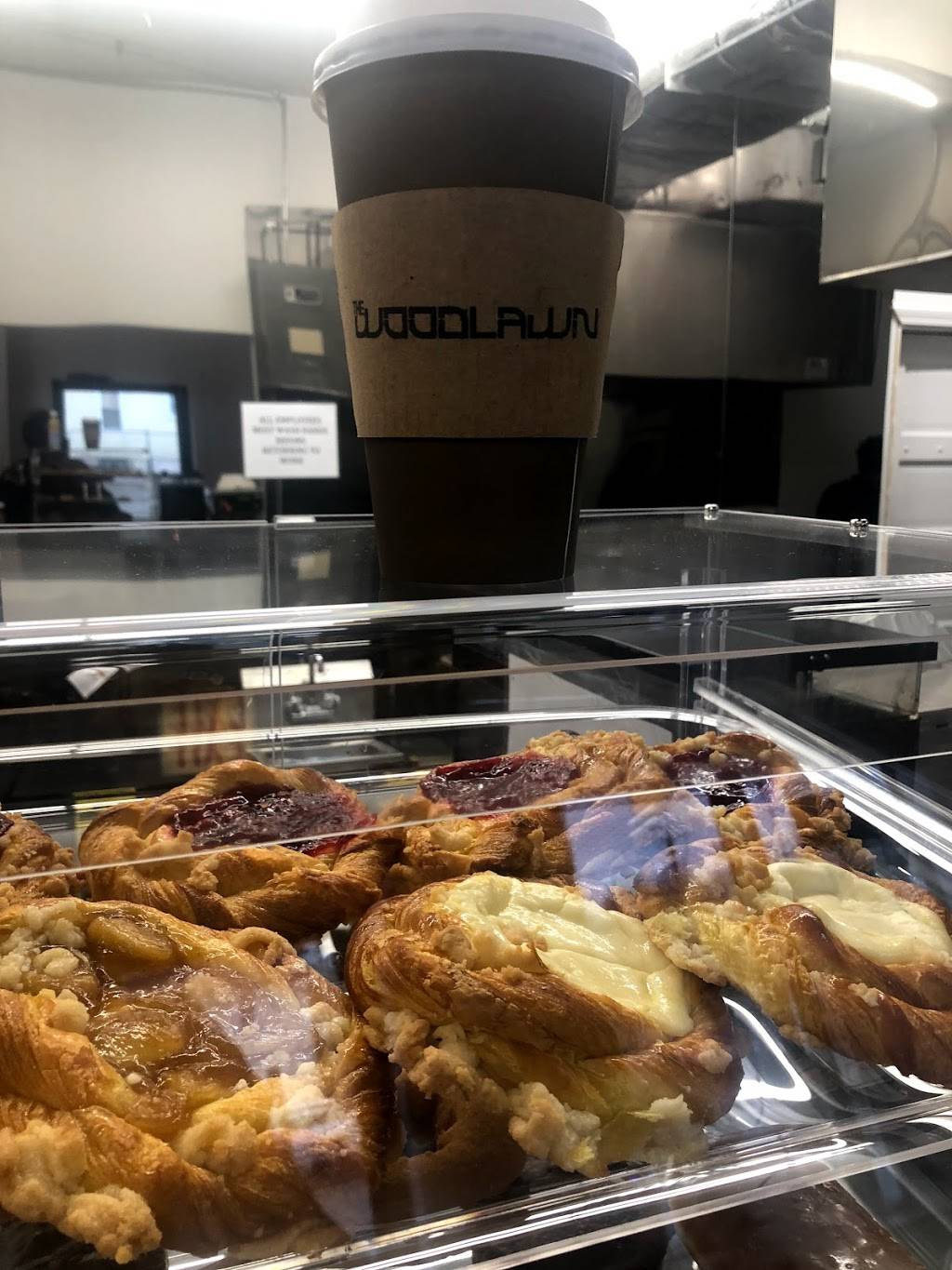 The Woodlawn | restaurant | 1200 E 79th St, Chicago, IL 60619, USA | 7089863008 OR +1 708-986-3008