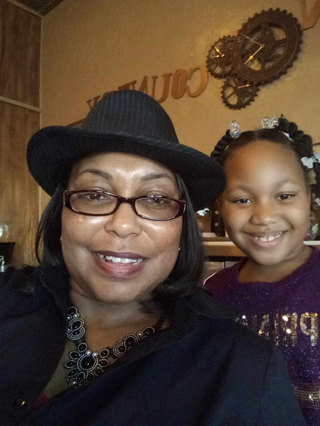 Urban Country Kitchen | restaurant | 113 Main St, Walnut Grove, MS 39189, USA | 6012532125 OR +1 601-253-2125