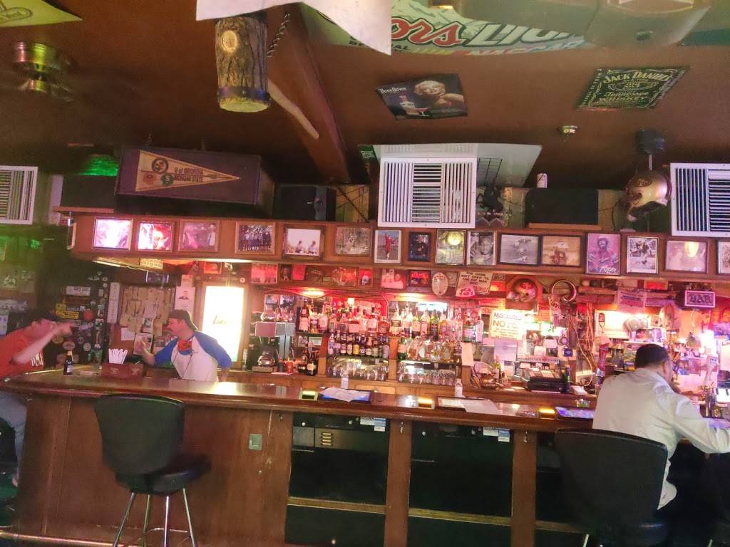 Luckes Saloon | restaurant | 1455 S Wells Ave, Reno, NV 89502, United States | 7753249432 OR +1 775-324-9432
