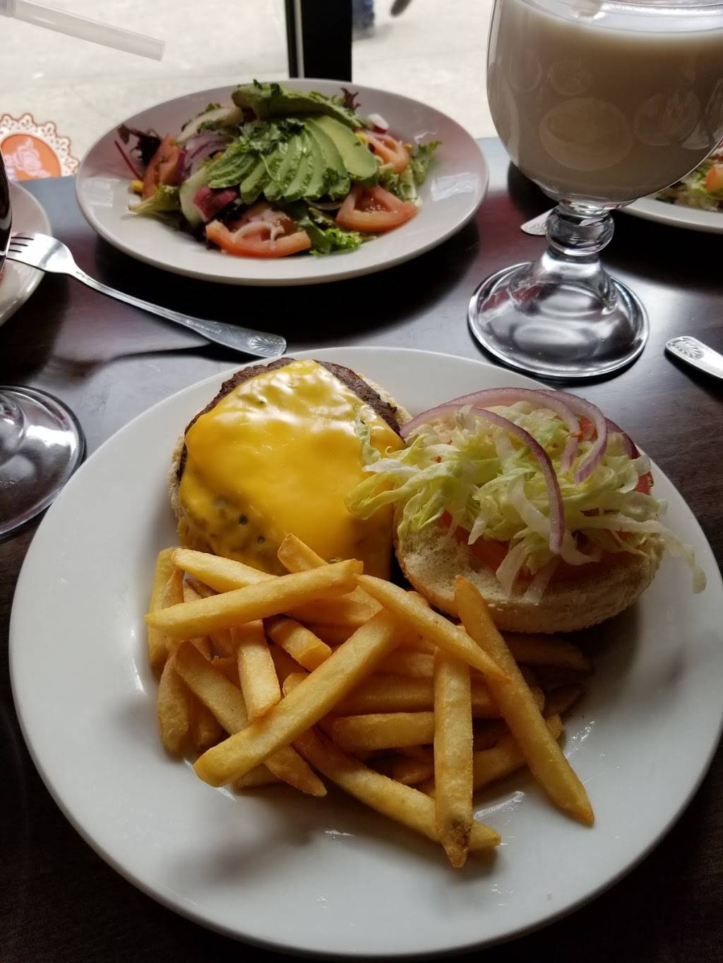 B.k burrito mexican grill | restaurant | 3912 Fort Hamilton Pkwy, Brooklyn, NY 11218, USA | 7183956597 OR +1 718-395-6597