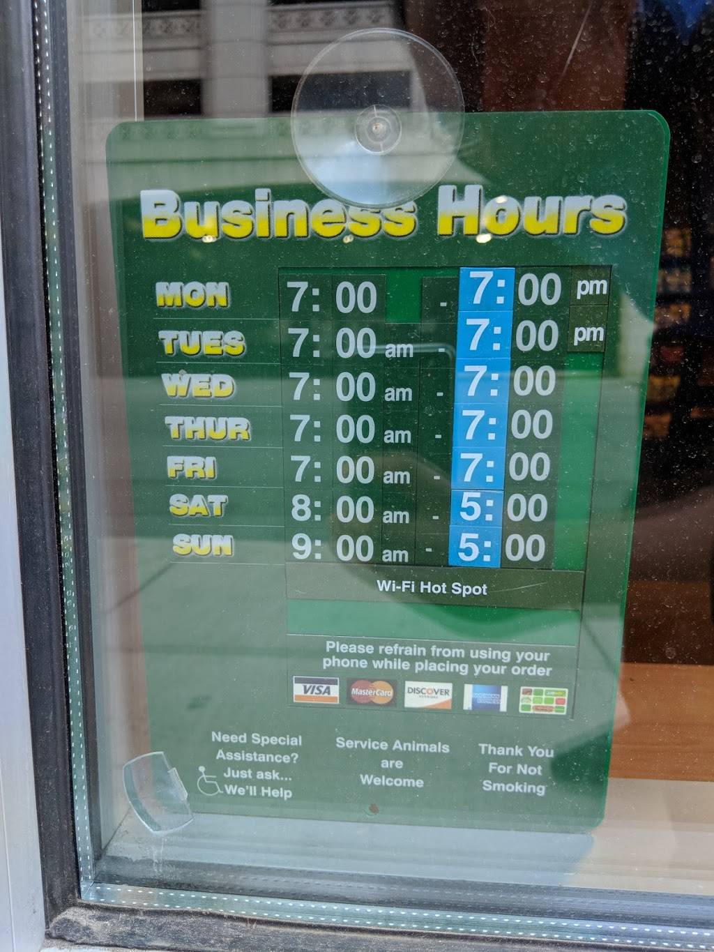 Subway | restaurant | 660 Woodward Ave, Detroit, MI 48226, USA | 3139637770 OR +1 313-963-7770