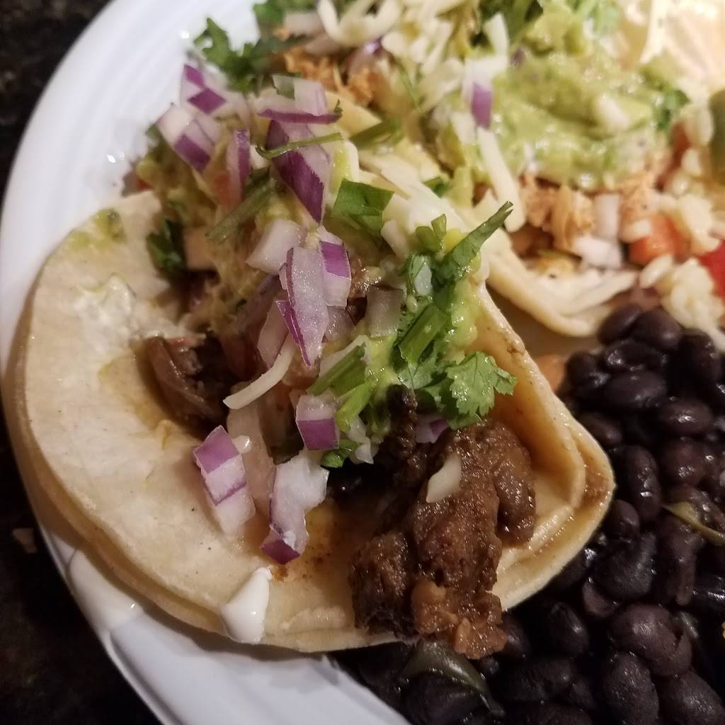 Taco Loco Mexican Grill | restaurant | 44 Broadway, Somerville, MA 02145, USA | 6176253830 OR +1 617-625-3830