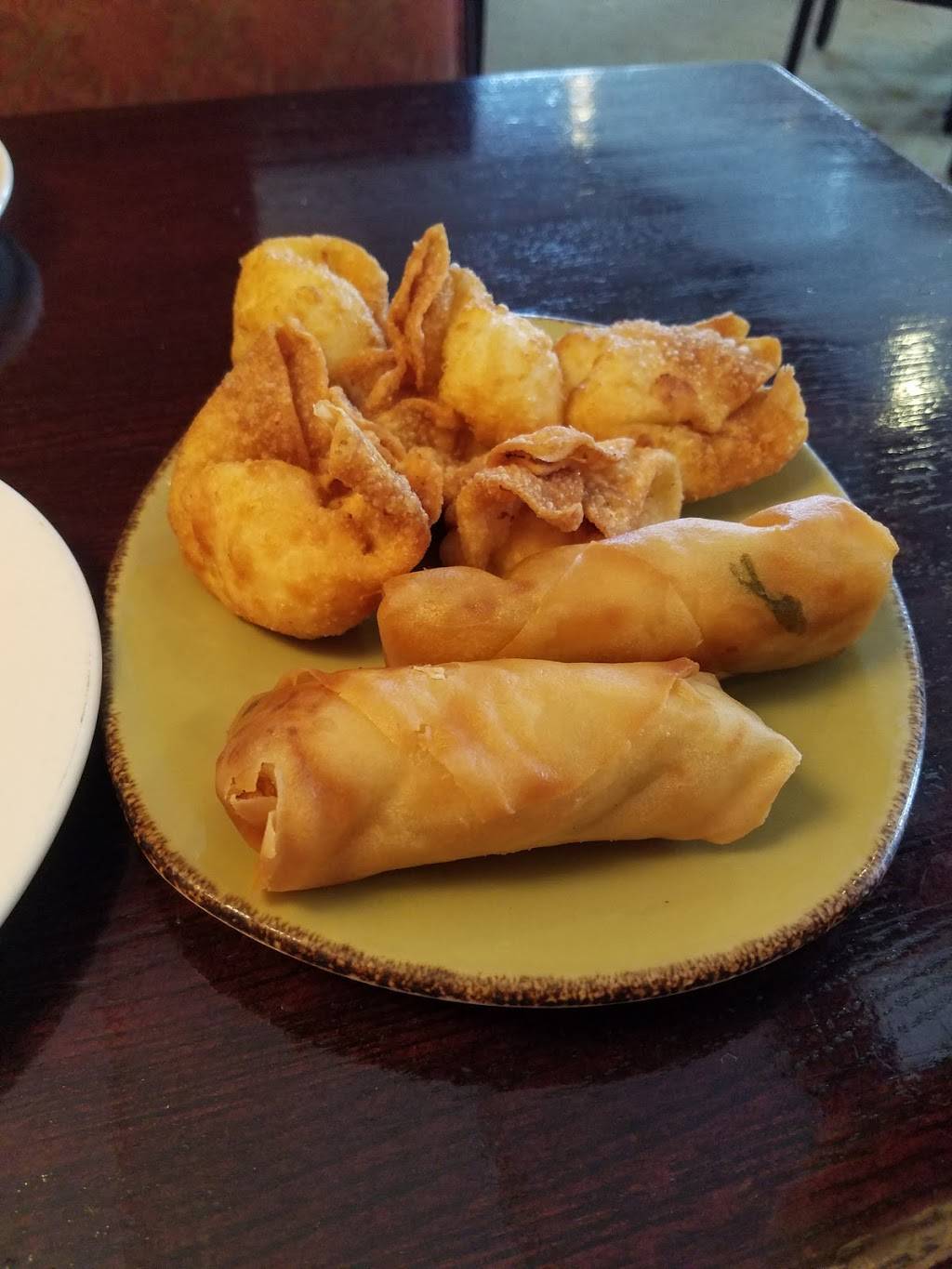 Chen Chinese Cuisine | restaurant | 270 Randall Rd, Lake in the Hills, IL 60156, USA | 8474588000 OR +1 847-458-8000