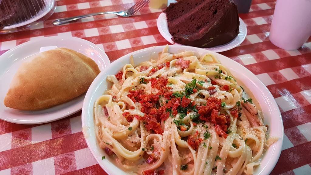 Portillos Hot Dogs | meal takeaway | 1155 Brook Forest Ave, Shorewood, IL 60431, USA | 8156091400 OR +1 815-609-1400