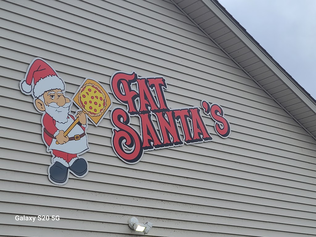 Fat Santas Pizza & More | restaurant | 15 Cedar Ln, Santa Claus, IN 47579, USA | 8125443338 OR +1 812-544-3338