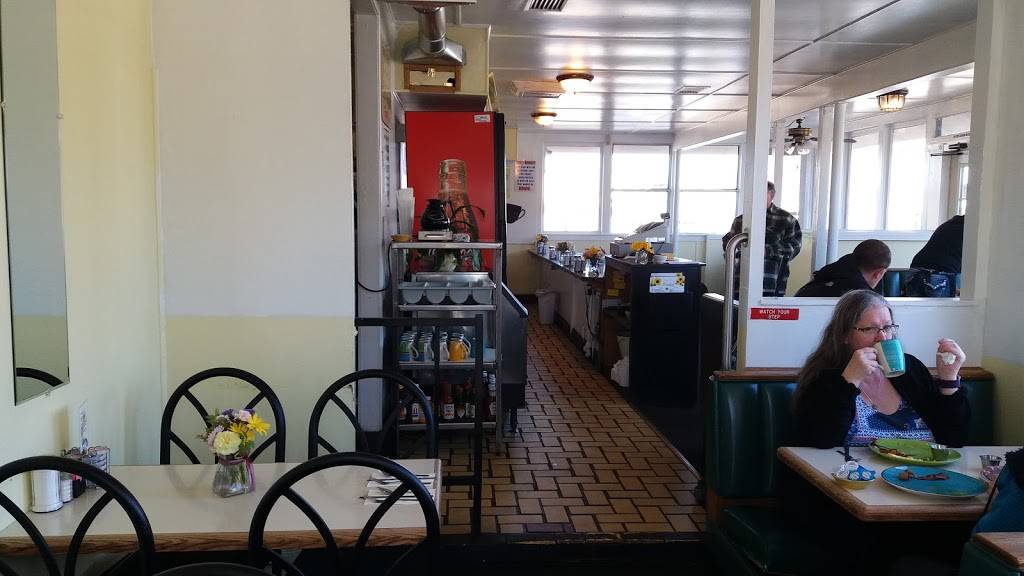 Jenns Cafe | restaurant | 1905 Mitchell Ave, Oroville, CA 95966, USA | 5305321418 OR +1 530-532-1418
